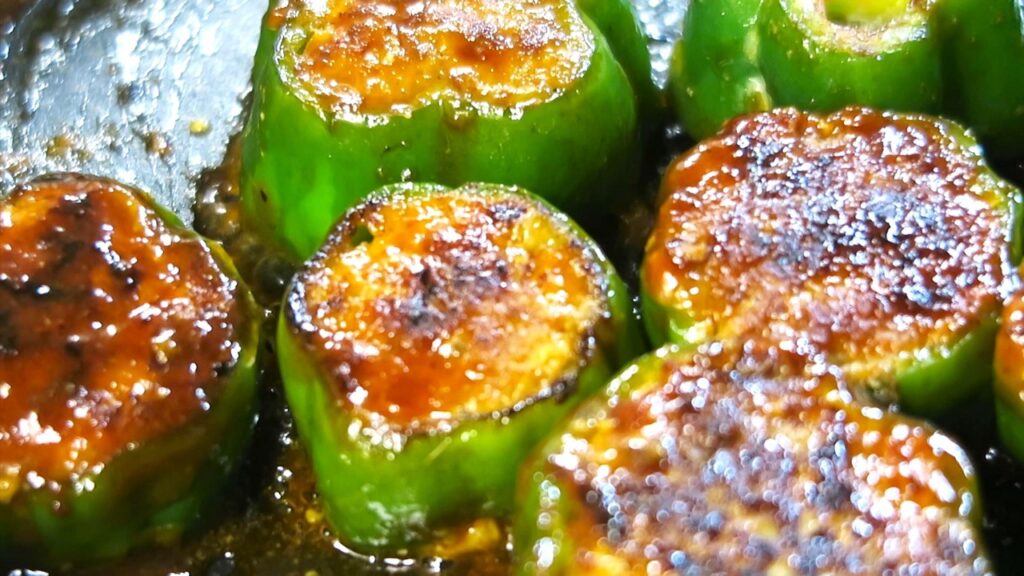 Stuffed Bell Peppers (Capsicum) Recipe japanese cooking